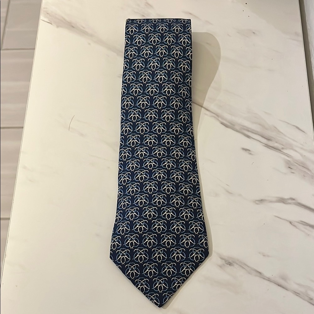 Hermes Mens Blue and White Silk Tie